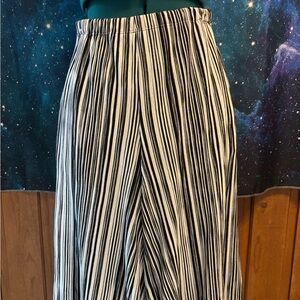 Black and White Striped Palazzo pants mid shin.
